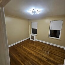 607 S 5th Ave, Unit 2nd Flr Duplex in Mount Vernon, NY - Building Photo - Building Photo