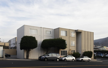 245 E Market St in Daly City, CA - Building Photo - Building Photo