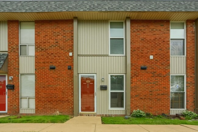 property at 404 College Park Dr