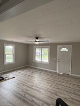 145 1st St E in Culloden, WV - Building Photo - Building Photo
