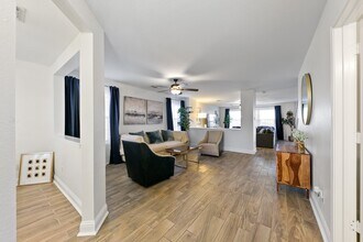 2651 Skyview Shadows Ct in Houston, TX - Building Photo - Building Photo