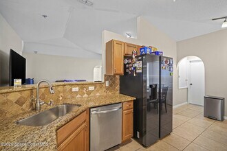 3275 Burdock Ave in Melbourne, FL - Building Photo - Building Photo