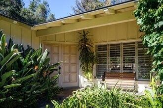 905 Camino Viejo Rd in Santa Barbara, CA - Building Photo - Building Photo