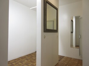 621 S Broadway, Unit 3 in Los Angeles, CA - Building Photo - Building Photo