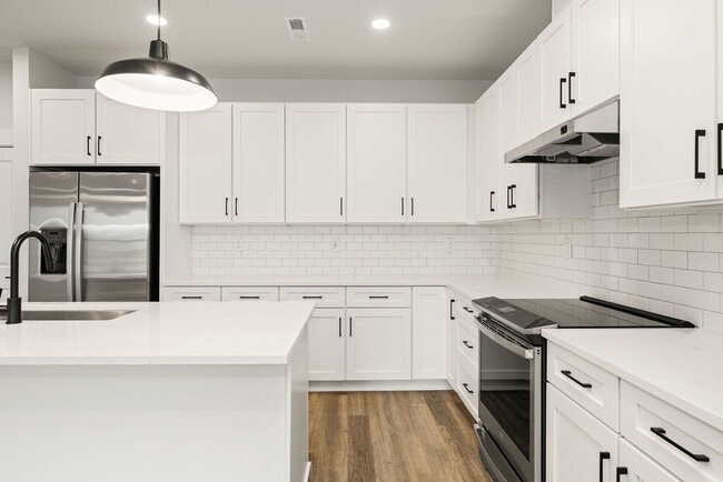 HARMON Jefferson Village by Crescent Communities