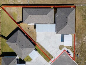 3405 E Zinnia Ave in Alton, TX - Building Photo - Building Photo