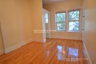 31 Hurd Rd, Unit 2 in Brookline, MA - Building Photo - Building Photo