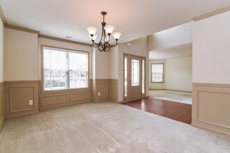 3258 Sag Harbor Ct NE in Buford, GA - Foto de edificio - Building Photo