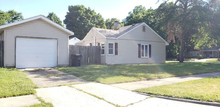 903 Twyckenham Dr in South Bend, IN - Building Photo - Building Photo