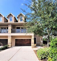 35 Silver Rock Dr in Tomball, TX - Building Photo