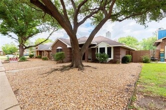 4010 Smartt St in Rowlett, TX - Building Photo - Building Photo