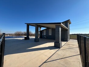 3725 Los Cabos Dr in Mustang, OK - Building Photo - Building Photo