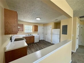 655 Baron Dr in Monroe, GA - Building Photo - Building Photo