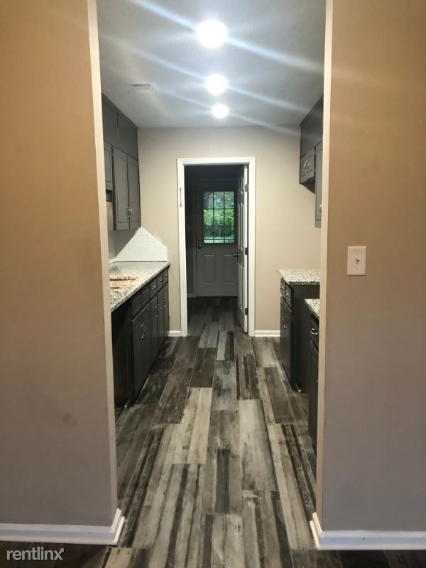 1103 W Myrtle St in Cabot, AR - Building Photo - Building Photo