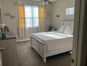 6435 Manhattan Village Ave, Unit 101 in Orlando, FL - Building Photo - Building Photo