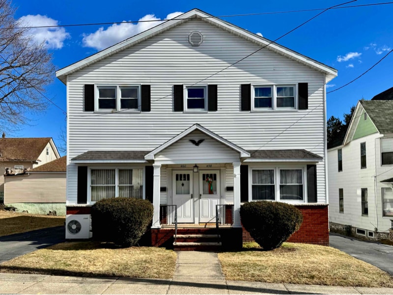 460 Madison Ave in Jermyn, PA - Foto de edificio