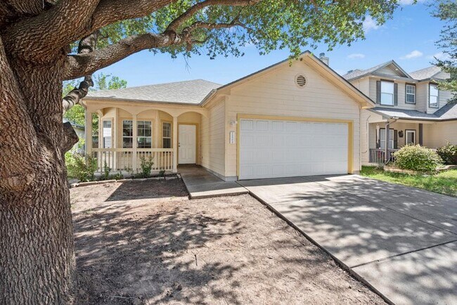 11504 Lapoynor St in Manor, TX - Building Photo - Building Photo