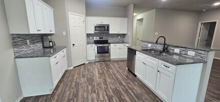 6916 Ridgemist Ln in North Little Rock, AR - Building Photo - Building Photo