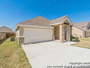 522 Candor Stone in Cibolo, TX - Building Photo - Building Photo