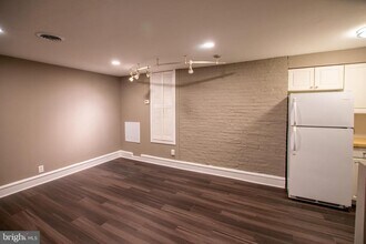 919 Pine St in Philadelphia, PA - Building Photo - Building Photo