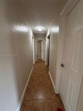 180 Penn Way in Fort Lauderdale, FL - Building Photo - Building Photo