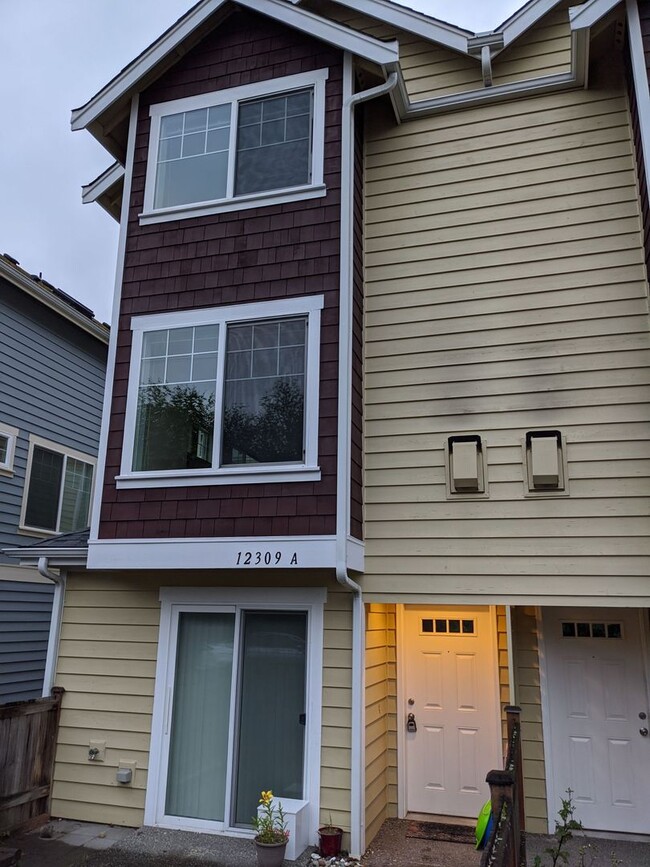 property at 12309 10th Pl NE