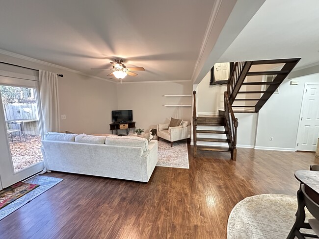 1350 Maple Shade Lane in Charlotte, NC - Building Photo - Building Photo