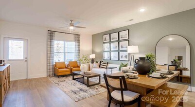 1302 Dallas Cherryville Hwy in Dallas, NC - Building Photo - Building Photo