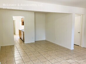 837 Westminster Ln in Virginia Beach, VA - Building Photo - Building Photo