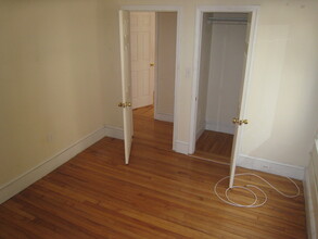 70 Strathmore Rd, Unit 11A in Boston, MA - Building Photo - Building Photo