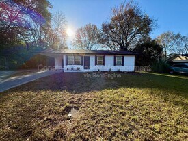 2516 Medford Pl in Macon, GA - Building Photo