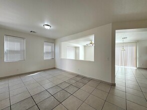 6839 Scarlet Flax St in Las Vegas, NV - Building Photo - Building Photo