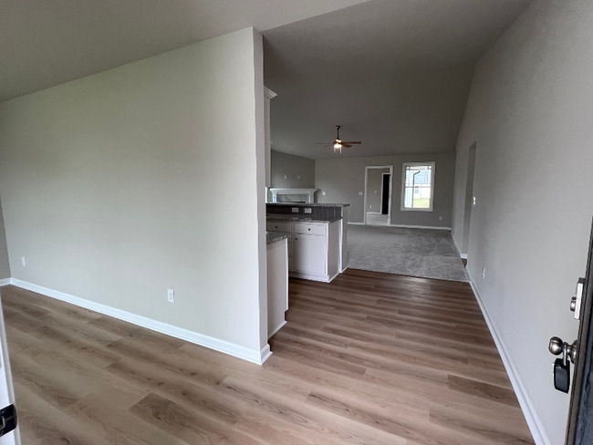 26 Flatland Dr in Princeton, NC - Foto de edificio - Building Photo