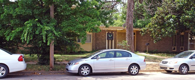 745 Court Ave in Memphis, TN - Foto de edificio - Building Photo