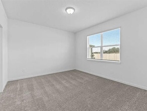 9736 Redwood Hts Rd in Thonotosassa, FL - Building Photo - Building Photo