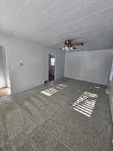 370 Ahnaip St in Menasha, WI - Building Photo - Building Photo