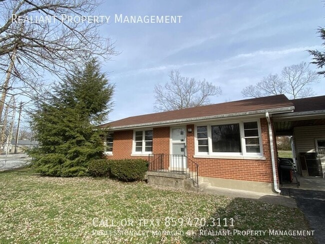 property at 208 W Linden St
