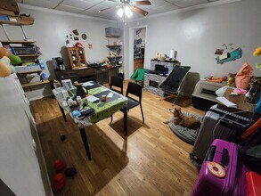 4243 Gladstone St in Pittsburgh, PA - Building Photo - Building Photo