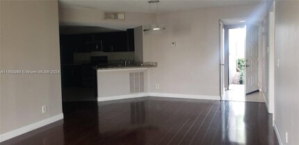8977 Wiles Rd, Unit #108 LAKE VIEW in Coral Springs, FL - Foto de edificio - Building Photo