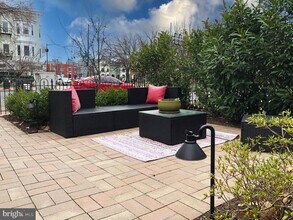 1302 East Capitol St NE in Washington, DC - Building Photo - Building Photo