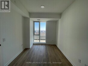 225 Sumach St in Toronto, ON - Building Photo - Building Photo