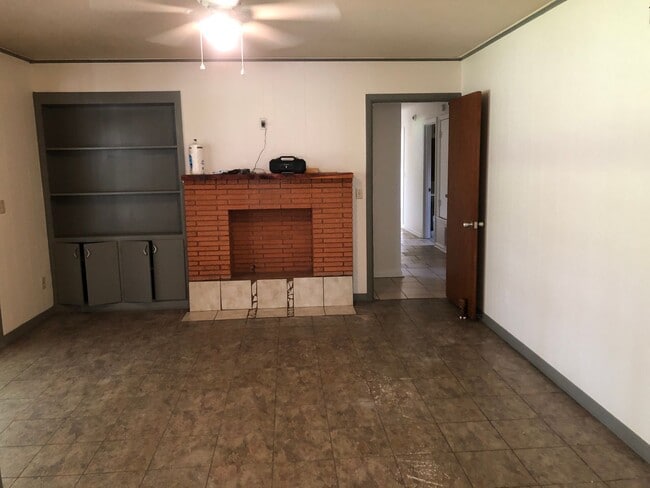916 Deer Park Rd in Shreveport, LA - Building Photo - Building Photo