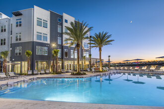 Ravella at Town Center in Jacksonville, FL - Building Photo - Building Photo