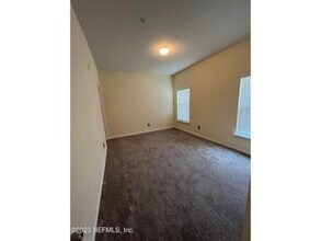 3711 Kirkpatrick Cir in Jacksonville, FL - Foto de edificio - Building Photo