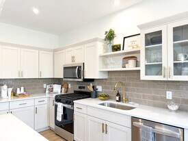 Woodhelm Townhomes in Lake Elmo, MN - Building Photo