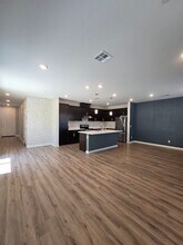 1368 Mesquite Dr in Vista, CA - Building Photo - Building Photo