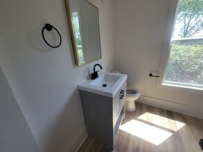 1542 Thomas Ave in Columbus, OH - Building Photo - Building Photo