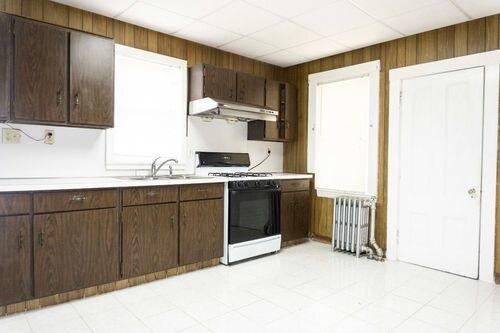 25 Greylock Rd in Boston, MA - Building Photo