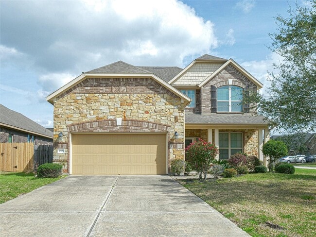 2701 Camden Hills Ln
