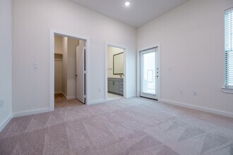 Oasis at Woodland in Magnolia, TX - Building Photo - Interior Photo